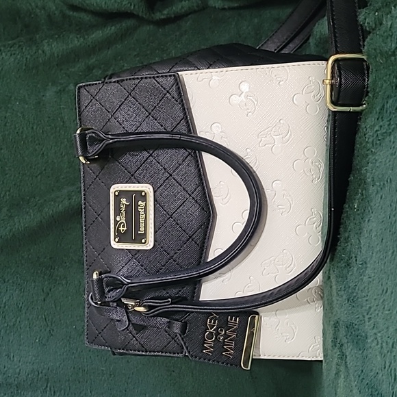 Loungefly Handbags - Loungefly Mickey and Minnie Purse